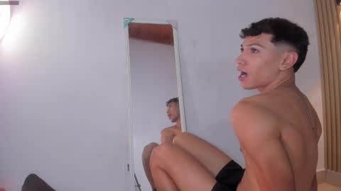 im_sebaslopez online show from 8, 3, 2025