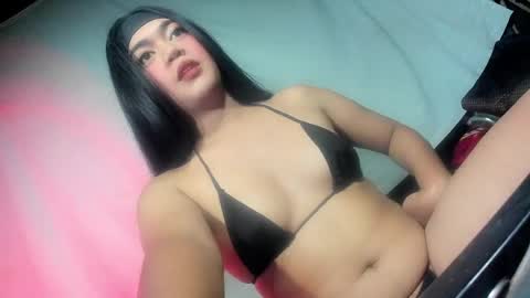 ella may online show from 13, 2, 2025