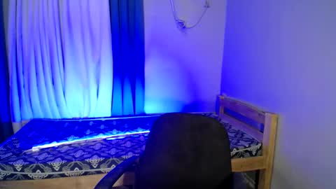 IM YOUR DREAM GIRL BELLA online show from 5, 2, 2026