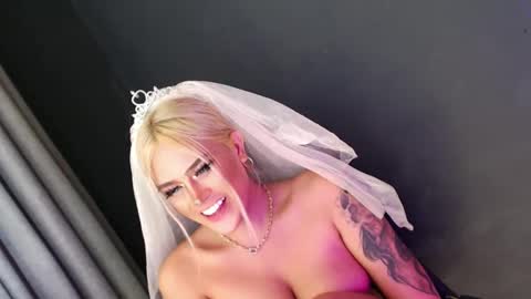 Candy Moore online show from 5, 12, 2024