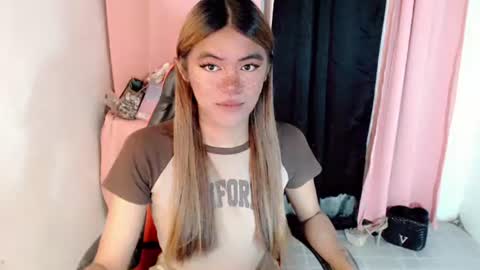 im_yourfairyannaxx online show from 15, 4, 2026