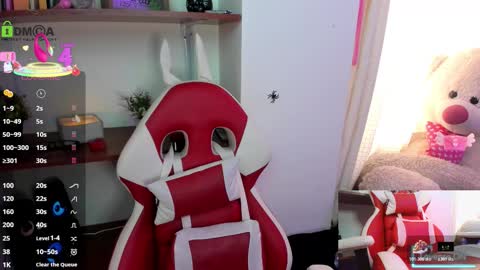 Lisa Hyga online show from 24, 10, 2025