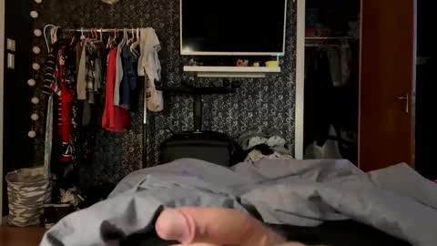 imbrokeeen online show from 14, 1, 2025