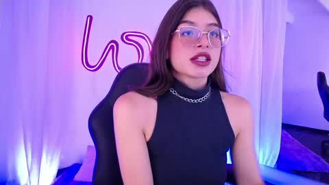 Chloe online show from 14, 10, 2025