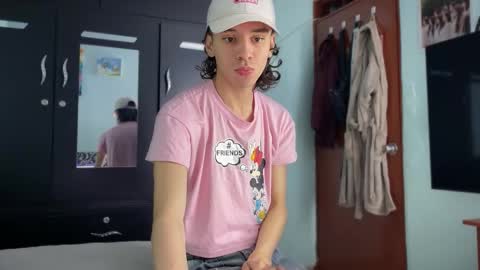 Colton Alvin Independent model online show from 17, 10, 2025