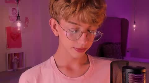 Damiano online show from 3, 10, 2025