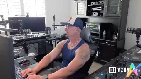 DJ Azra online show from 5, 8, 2026