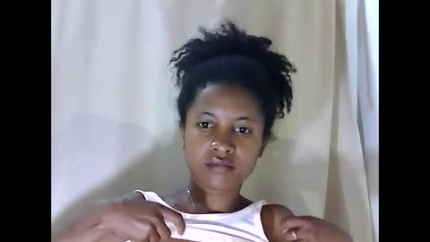 imelda9794 online show from 19, 4, 2026