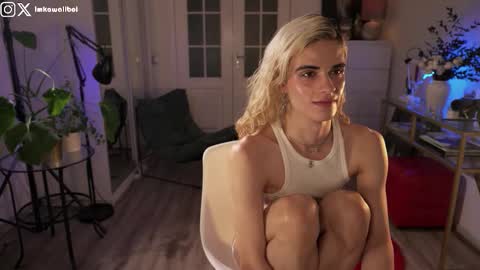 Snapshot of imkawaiiboi chatting on 7, 11, 2025 sasha hethey online show from 7, 11, 2025