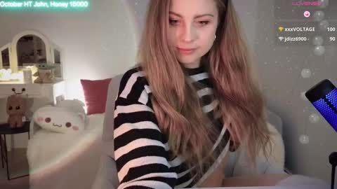 Snapshot of imkeira chatting on 10, 10, 2025 ImKeira online show from 10, 10, 2025