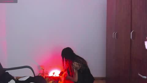Snapshot of immia_rosse chatting on 2, 2, 2026 mia --------- COL TIME online show from 2, 2, 2026