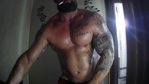 Majordadbod101 online show from 3, 10, 2025