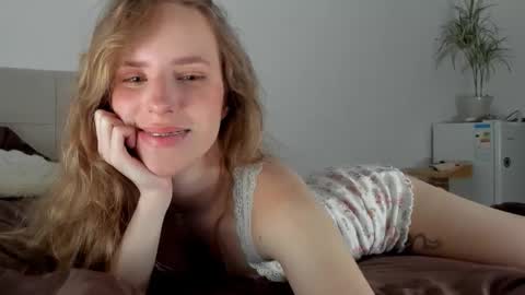 my name Imo  Fansly  online show from 26, 9, 2025