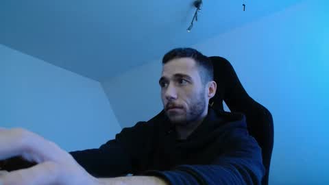 Flummi online show from 23, 10, 2025