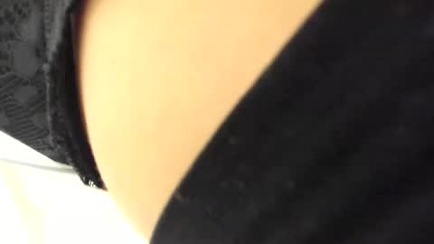 Snapshot of ina__nnaa chatting on 10, 9, 2025 Ina online show from 10, 9, 2025