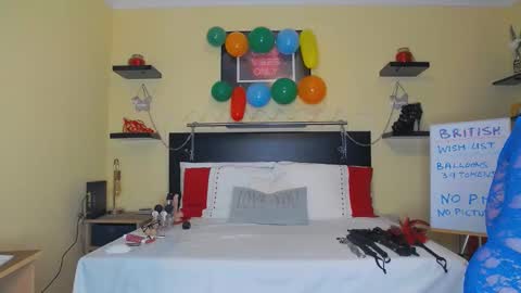 inannalove online show from 8, 2, 2025