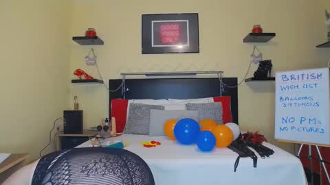 inannalove online show from 25, 2, 2025