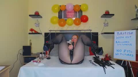 inannalove online show from 10, 3, 2025