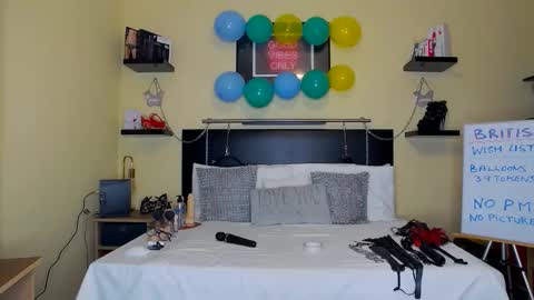 inannalove online show from 25, 9, 2025