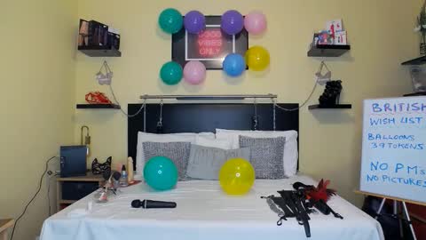 inannalove online show from 1, 11, 2025