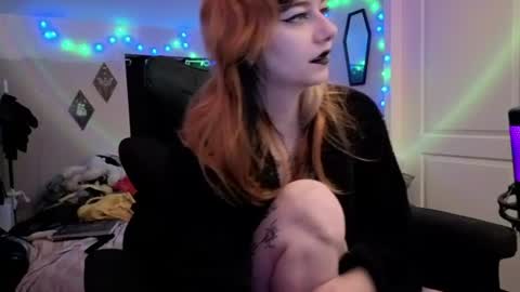 Snapshot of inarafoxxx chatting on 8, 7, 2026 Inarafoxx online show from 8, 7, 2026