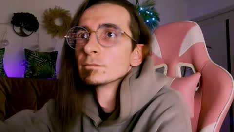 Snapshot of incandenza_ chatting on 17, 9, 2025 incandenza_ online show from 17, 9, 2025