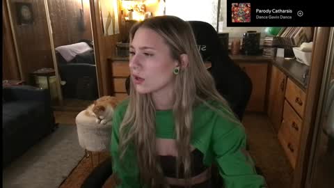 Snapshot of incognitoqueen chatting on 20, 12, 2024 Carter online show from 20, 12, 2024