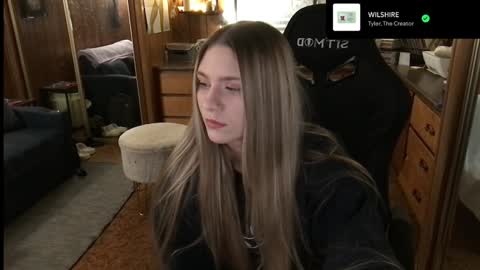 Snapshot of incognitoqueen chatting on 28, 12, 2024 Carter online show from 28, 12, 2024