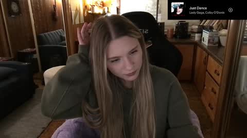 Snapshot of incognitoqueen chatting on 14, 1, 2025 Carter online show from 14, 1, 2025