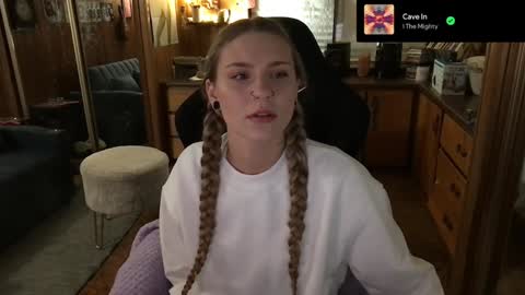 Snapshot of incognitoqueen chatting on 23, 1, 2025 Carter online show from 23, 1, 2025