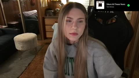 Snapshot of incognitoqueen chatting on 11, 2, 2025 Carter online show from 11, 2, 2025