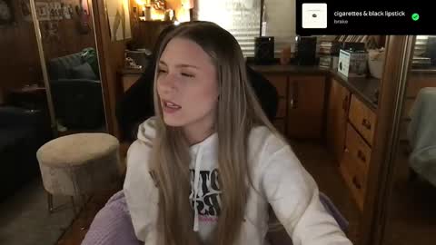 Snapshot of incognitoqueen chatting on 6, 3, 2025 Carter online show from 6, 3, 2025