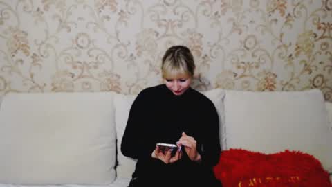 Snapshot of incredible_ariela chatting on 17, 1, 2025 incredible_ariela online show from 17, 1, 2025