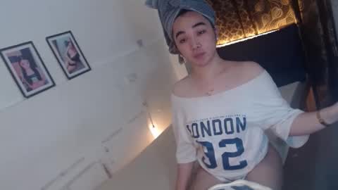 Snapshot of indestructabletrixie chatting on 6, 2, 2026 indestructabletrixie online show from 6, 2, 2026