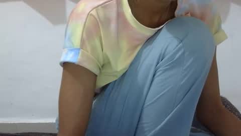 jully online show from 21, 3, 2026