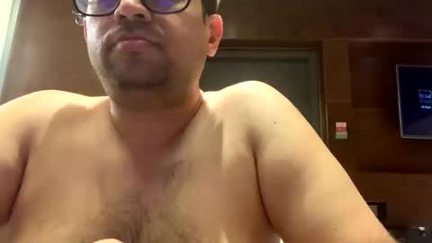 Snapshot of indian_uncut_dick chatting on 5, 12, 2025 Nash online show from 5, 12, 2025