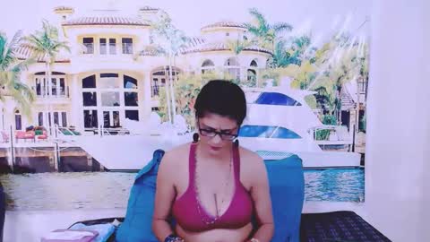 Snapshot of indianallure chatting on 3, 2, 2025 Femiez online show from 3, 2, 2025
