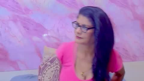 Femiez online show from 1, 11, 2025