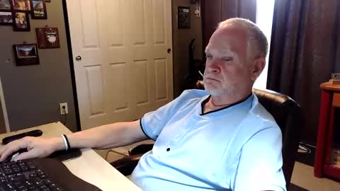 Papa online show from 27, 4, 2026