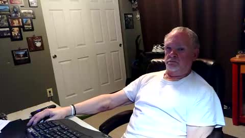 Papa online show from 10, 5, 2026