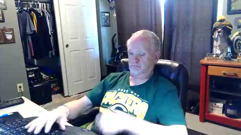 Papa online show from 15, 5, 2026