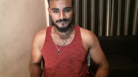 Snapshot of indianbull2023 chatting on 24, 5, 2026 indian slim boy with big for u online show from 24, 5, 2026