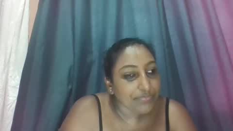 Snapshot of indianculture chatting on 1, 1, 2025 indian culture online show from 1, 1, 2025