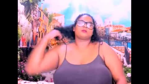 Snapshot of indianfairy4u chatting on 15, 12, 2025 natasha online show from 15, 12, 2025