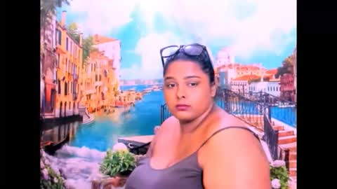 Snapshot of indianfairy4u chatting on 17, 12, 2025 natasha online show from 17, 12, 2025