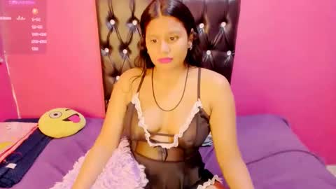 PARADISEQUEEN online show from 17, 12, 2024