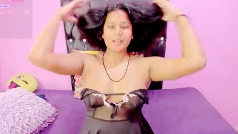 PARADISEQUEEN online show from 3, 1, 2025