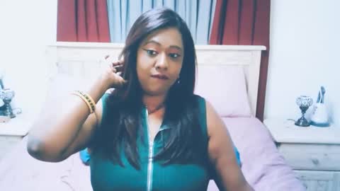 Snapshot of indianlust69 chatting on 28, 10, 2025 Amy online show from 28, 10, 2025