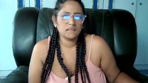 Snapshot of indianplaygal69 chatting on 24, 2, 2025 Indianpalgal69 online show from 24, 2, 2025