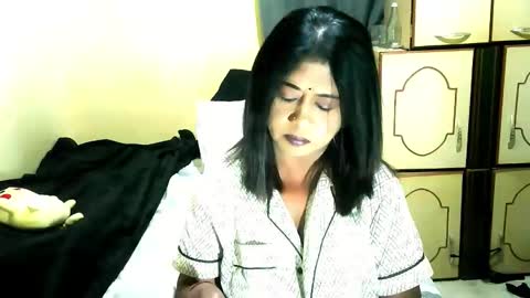 indianpleasures21 online show from 11, 5, 2026